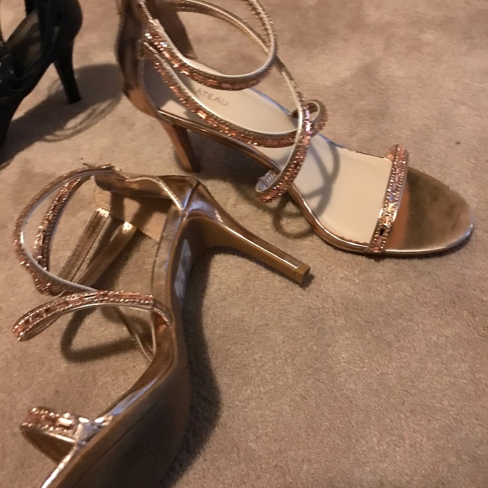le chateau sandal